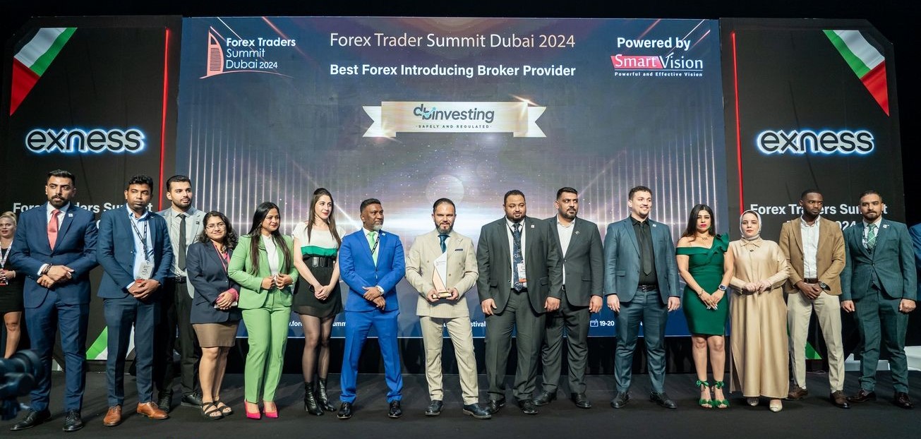 डीबी इन्वेस्टिंग को मई 2024 में दुबई ट्रेडर्स समिट में “बेस्ट फॉरेक्स इंट्रोड्यूसिंग ब्रोकर प्रदाता” पुरस्कार से सम्मानित किया गया
